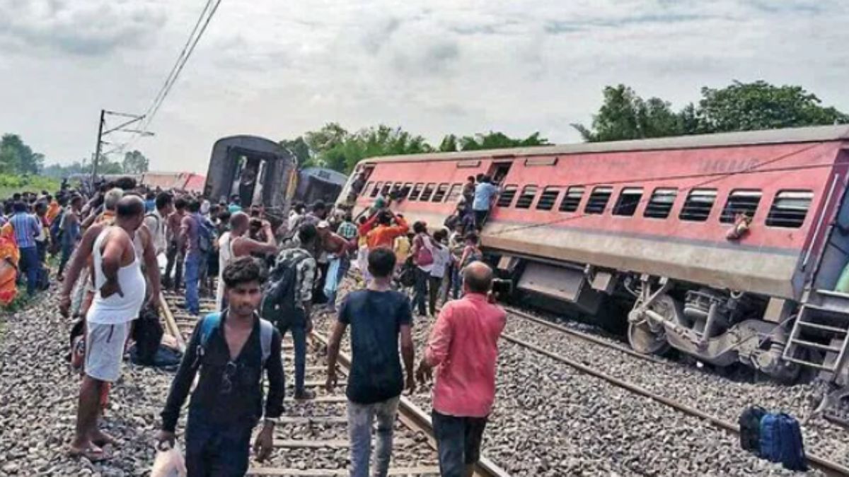 Gonda Train Accident 2024 | के पीछे का चौंकाने वाला कारण, जिसे जानकर आप रह जाएंगे दंग!