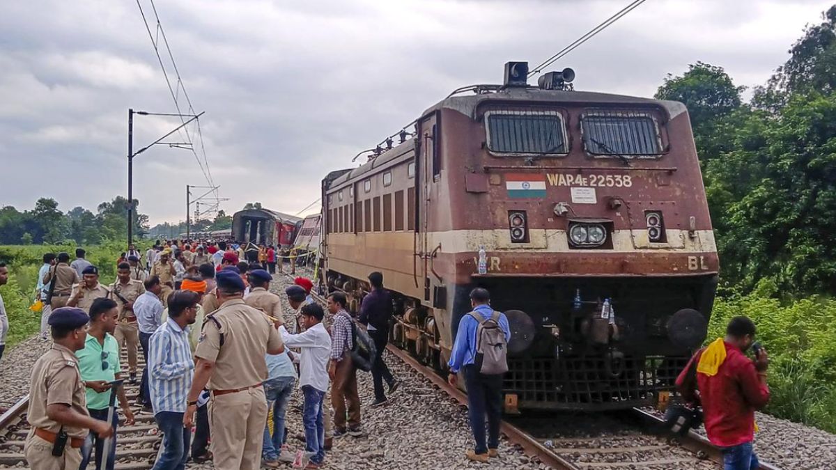 Gonda Train Accident 2024 | के पीछे का चौंकाने वाला कारण, जिसे जानकर आप रह जाएंगे दंग!